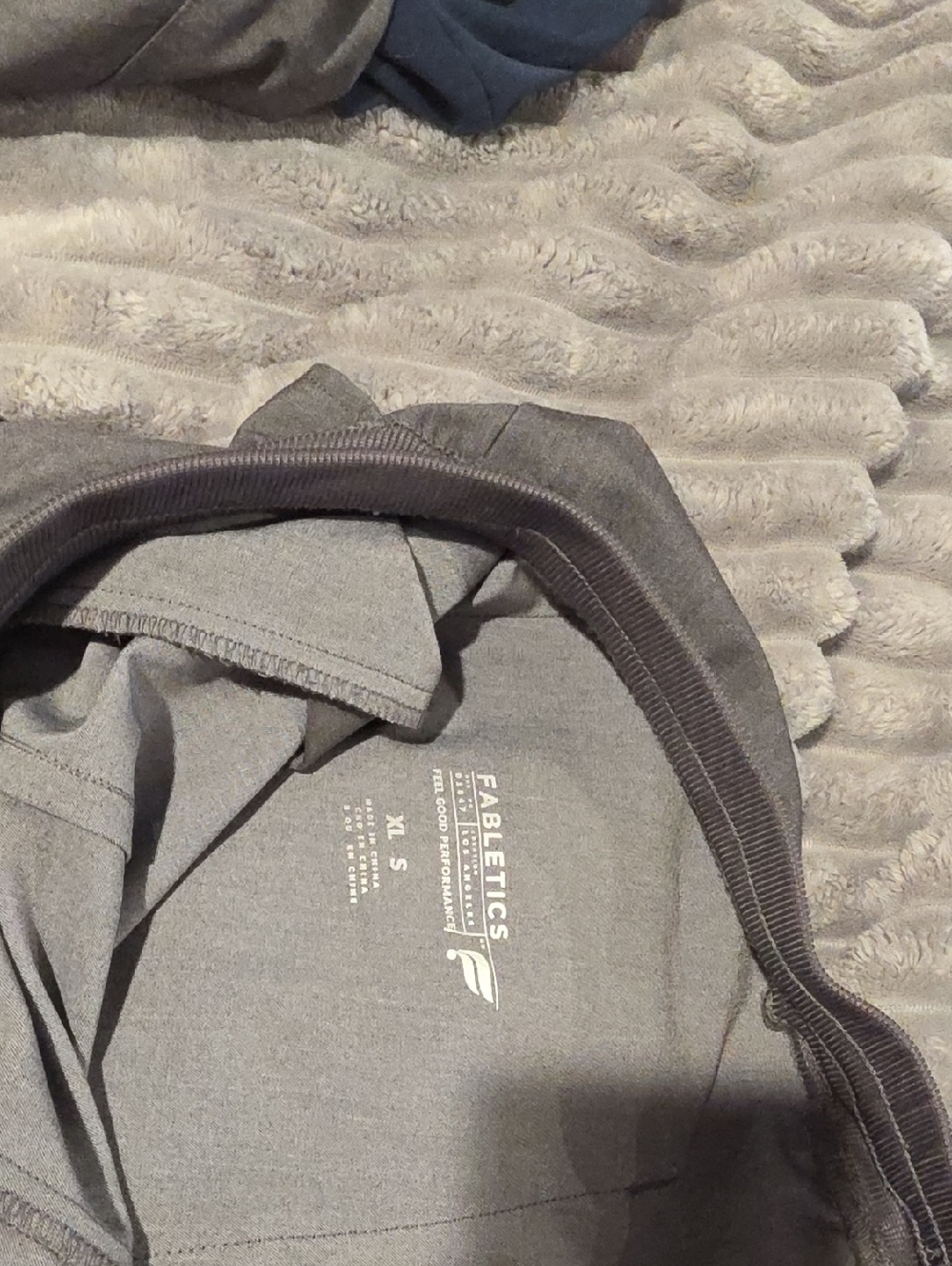 Fabletics Heather Gray Mens Scrub Pants XL/S